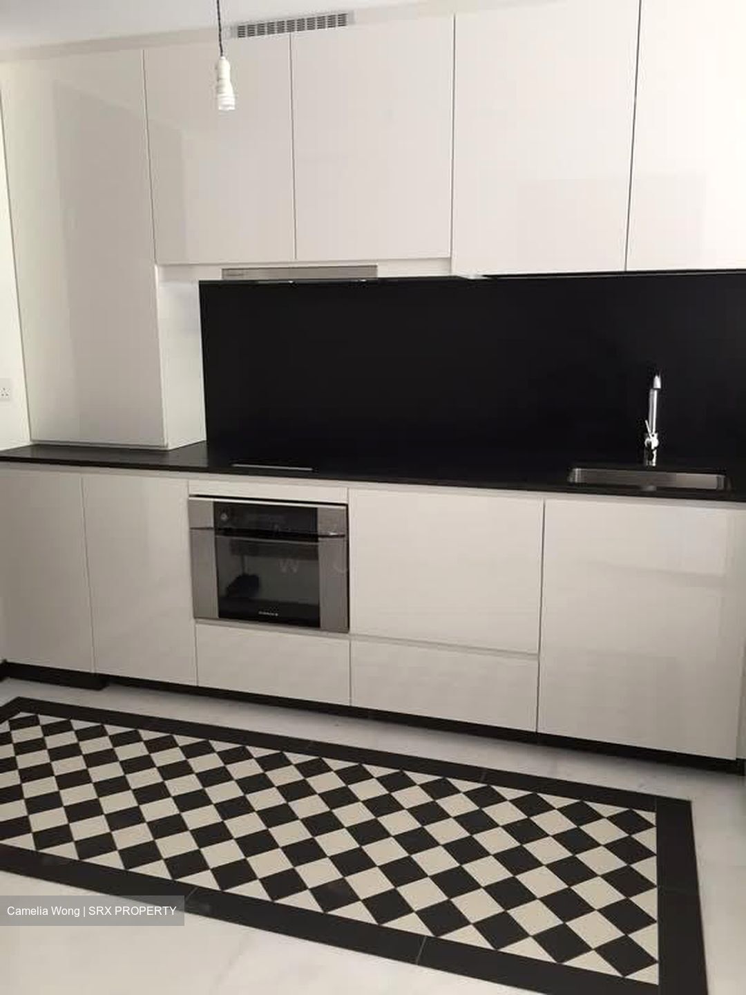 1919 (D9), Apartment #561500571